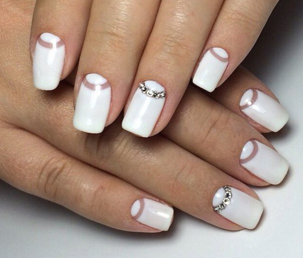moon-manicure-nails-2016