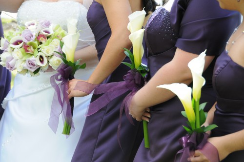 173944-white-calla-lily-bridesmaid-bouquet