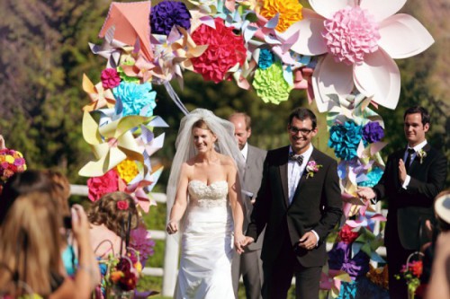 paper-flowers-weddings-incredible