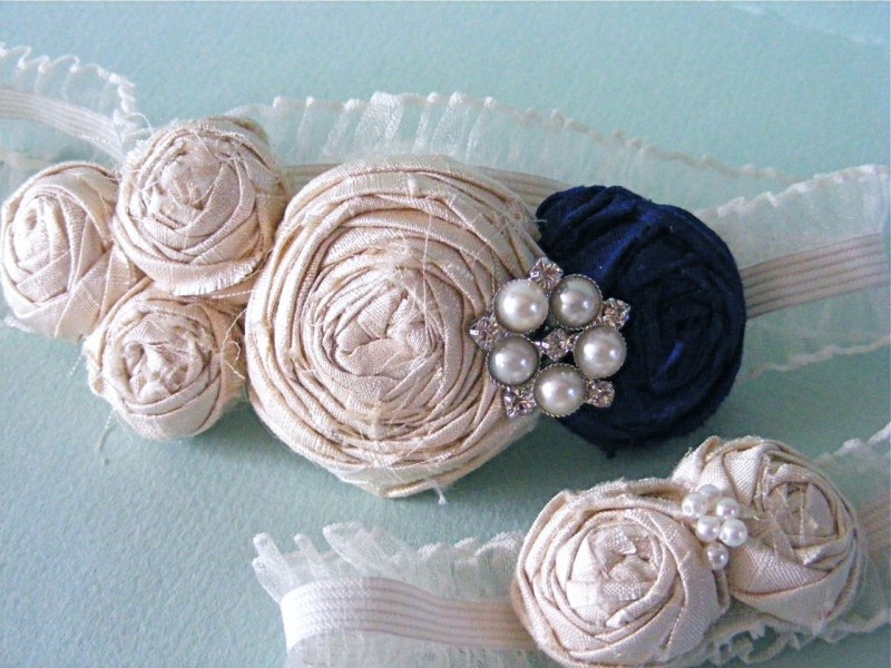 win-custom-bridal-garter-set-silk-pearls-vintage-inspired-wedding-accessories.original