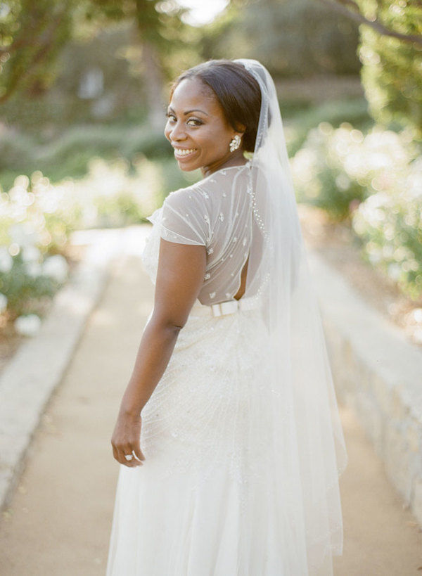 11 свадебных платьев с просто потрясающими прозрачными рукавами