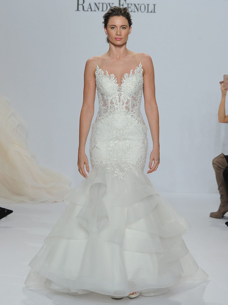 Randy Fenoli 2018: мерцающие свадебные платья делают гламурное заявление
