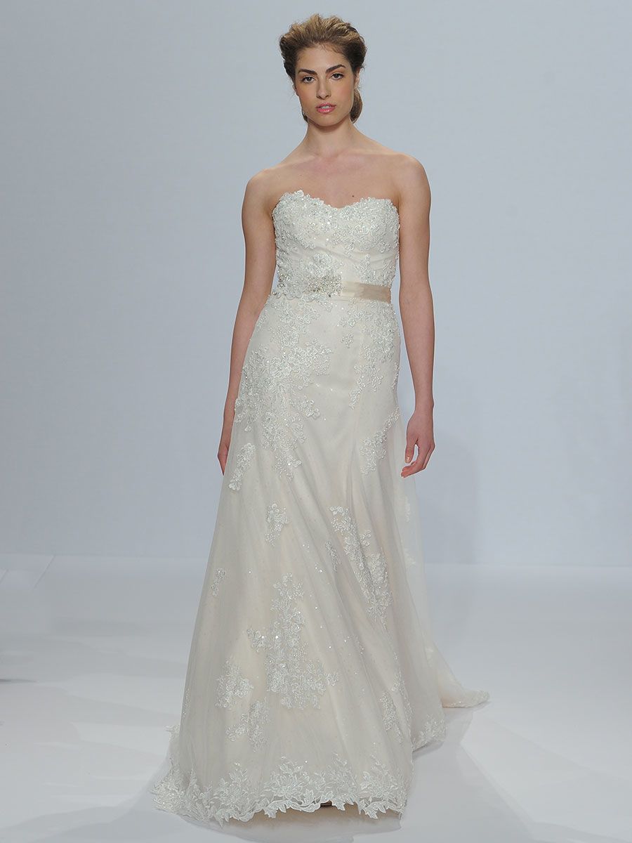 Randy Fenoli 2018: мерцающие свадебные платья делают гламурное заявление