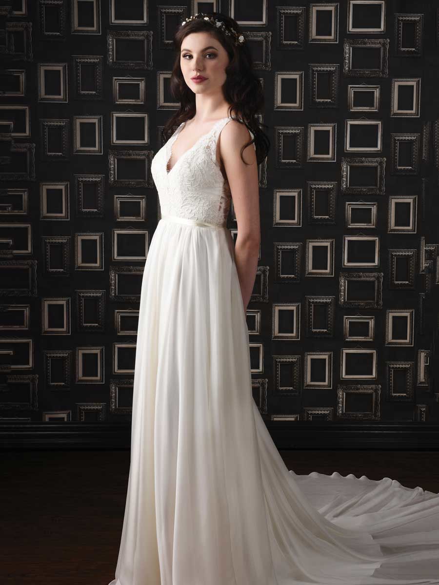 Modern Trousseau Весна 2019: свадебные платья с винтажным дизайном