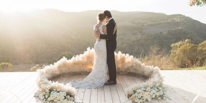 25 невероятных свадебных идей в пампасах (27 фото)