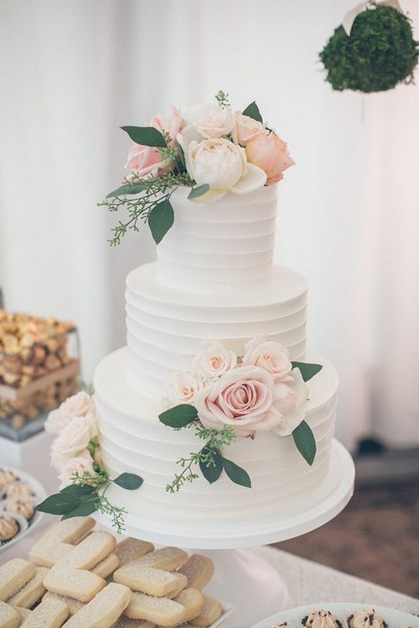 20 простых и элегантных свадебных тортов на весну / лето 2019
