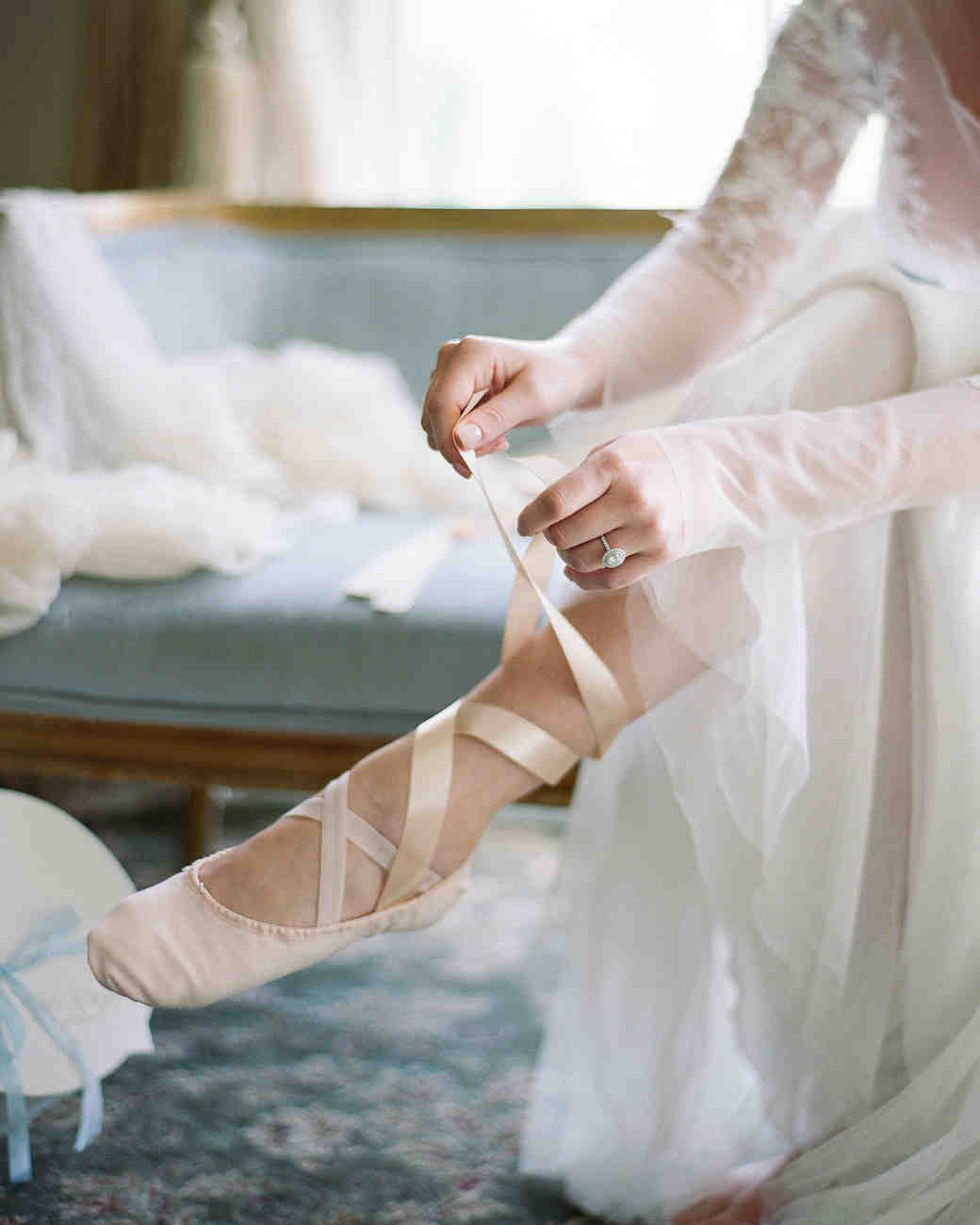 25 нетрадиционных идей свадебной обуви от стильных невест