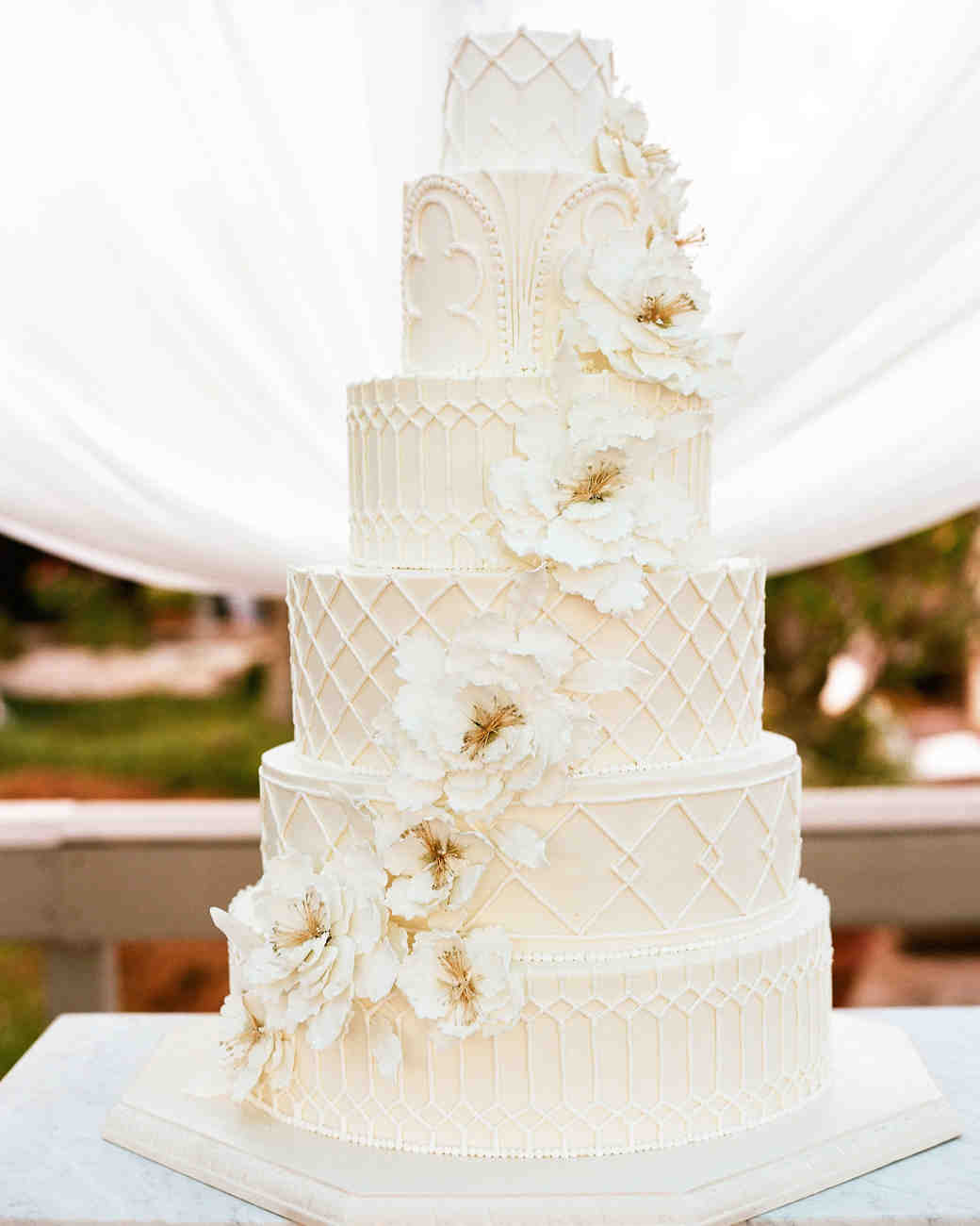 100 белых свадебных торта для классической свадьбы