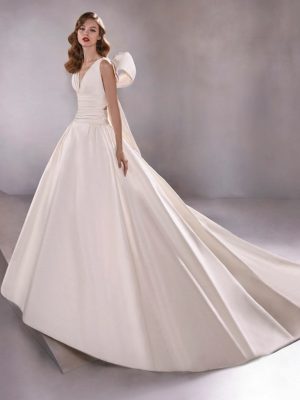 Неделя свадебной моды: свадебные платья от Pronovias (60 фото)