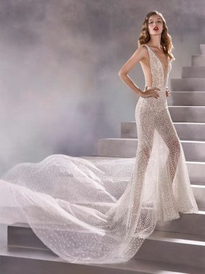 Неделя свадебной моды: свадебные платья от Pronovias (60 фото)