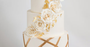 Сахарные цветы выведут ваш свадебный торт на новый уровень