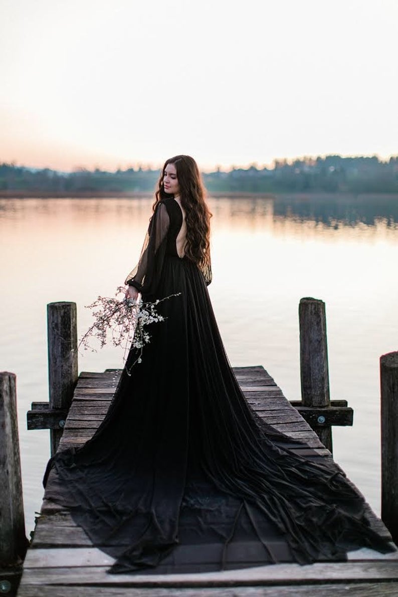 30 черных свадебных платьев для альтернативной невесты