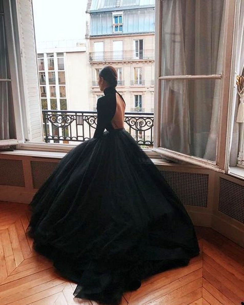 30 черных свадебных платьев для альтернативной невесты