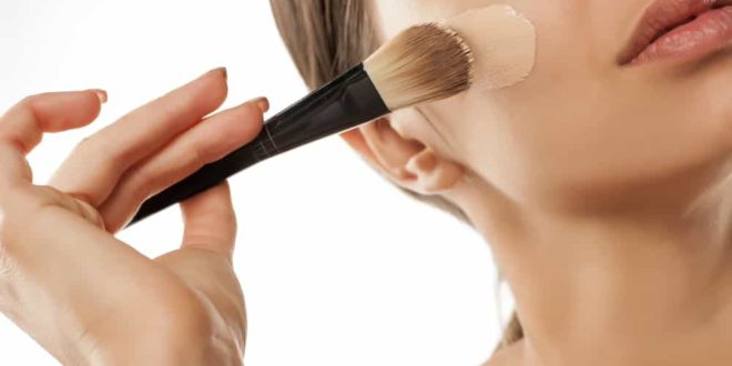 Оптимальный порядок нанесения макияжа по мнению нескольких экспертов