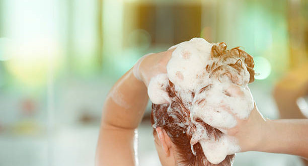 Необходимо ли действительно избегать сульфатов и силиконов в средствах по уходу за волосами?