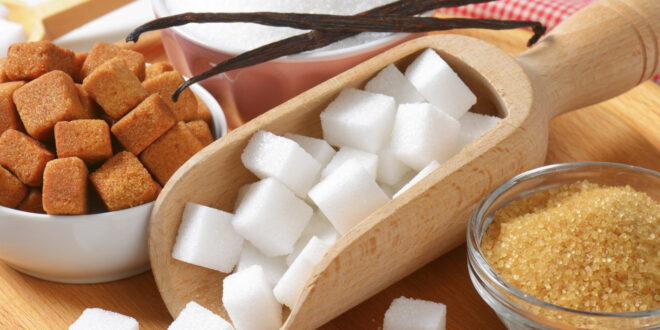 Как заменить сахар медом, кленовым сиропом и другими нерафинированными подсластителями в выпечке