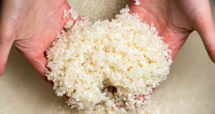 Необходимо мыть рис перед его приготовлением